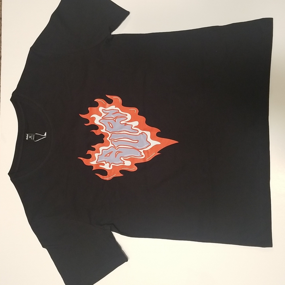 NWT Romwe T-Shirt size M